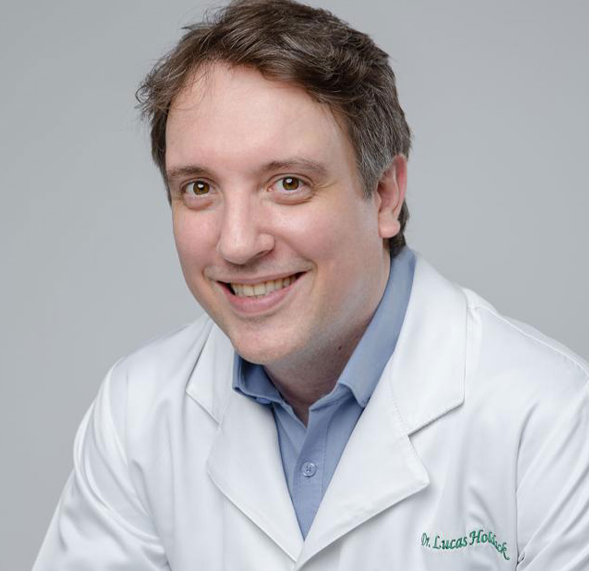 Dr. Lucas Holdack